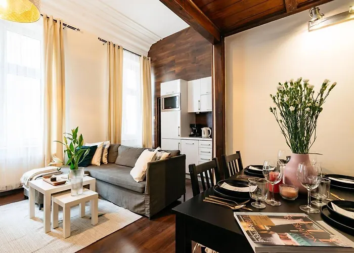 Beautiful For 4 Guests, Main Square, Cracow *