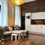 Διαμέρισμα Beautiful For 4 Guests, Main Square, Cracow Krasków