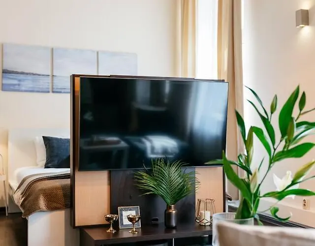 Beautiful For 4 Guests, Main Square, Cracow Apartment *