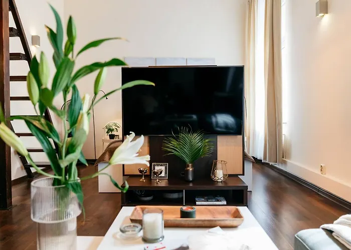 Beautiful For 4 Guests, Main Square, Cracow *