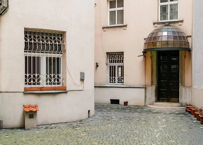 Beautiful For 4 Guests, Main Square, Cracow Apartment